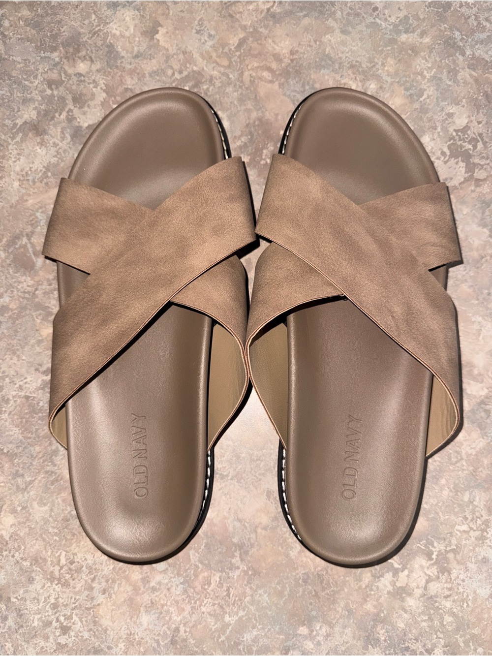 Old Navy Men’s Taupe Crisscross Slide Sandals